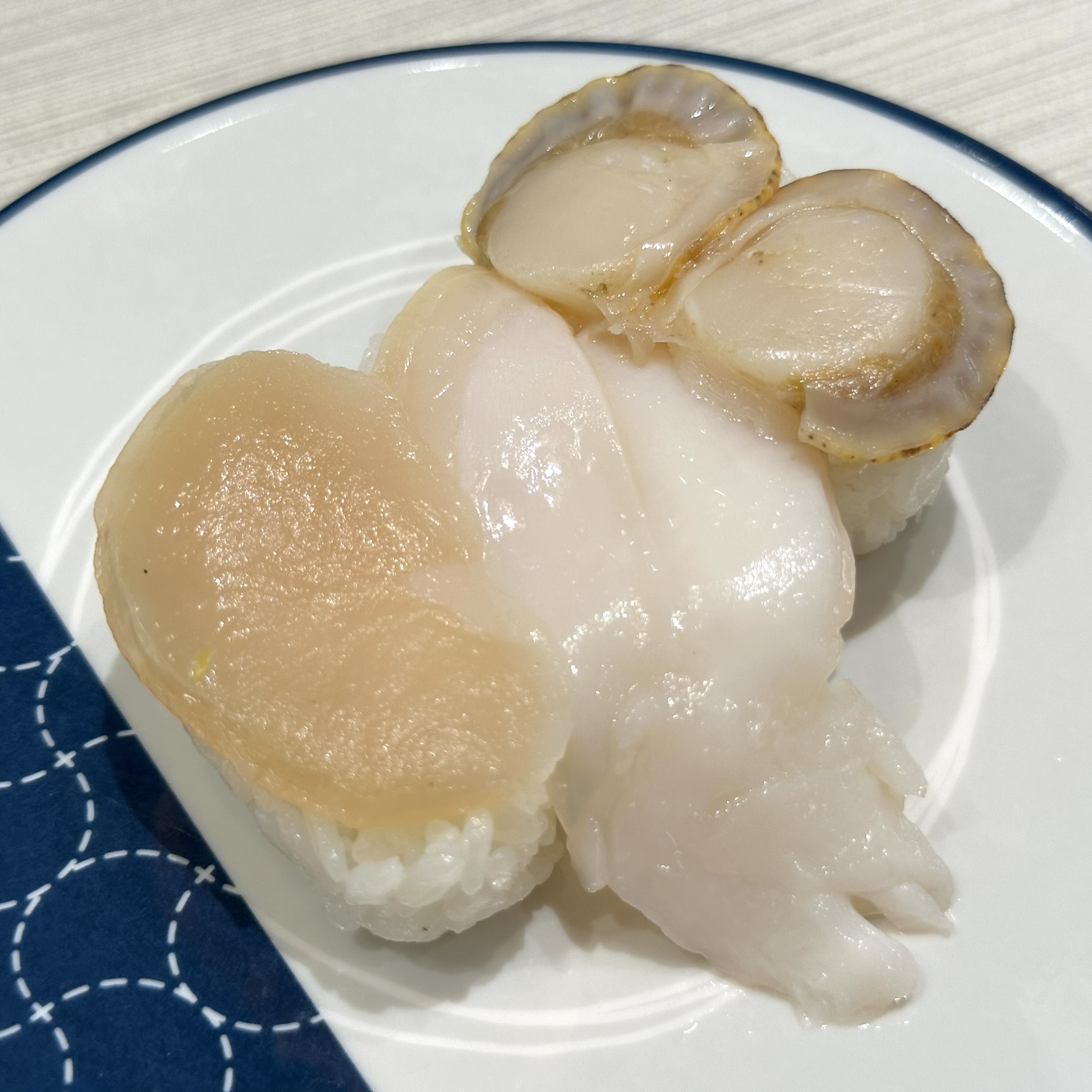 贝三拼寿司